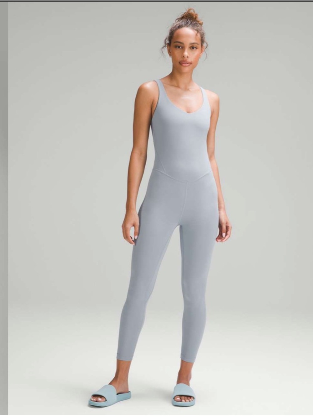 Lululemon Align Bodysuit 25"
Chambray grey blue size 4 NWOT